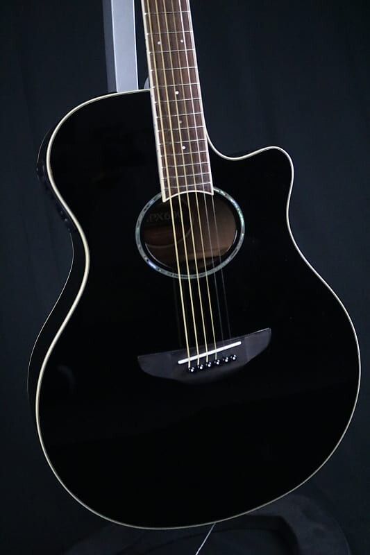 

Yamaha APX600 Thinline с электроникой Черный APX600 Thinline with Electronics