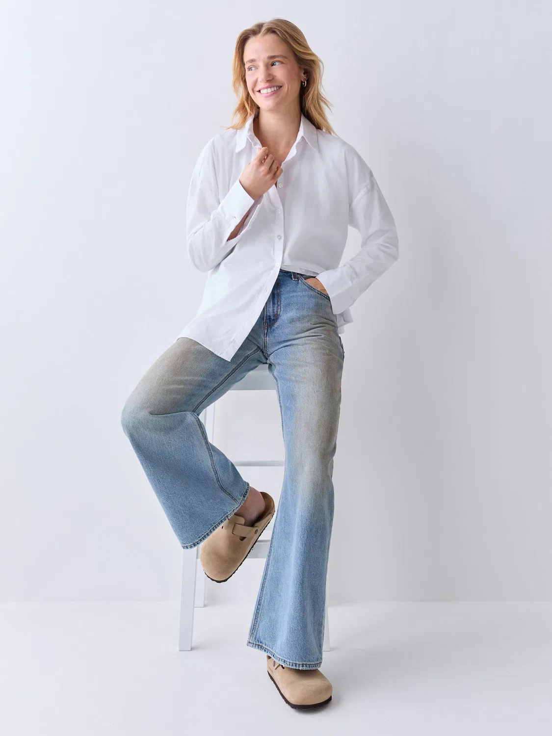 Джинсы клеш свободные, Mid Blue Denim Levi's — фото 2
