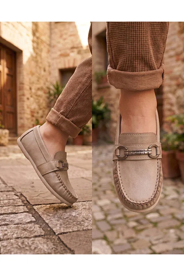 Детские лоферы для мальчиков на невысоком каблуке Rexba, Beige — фото 2