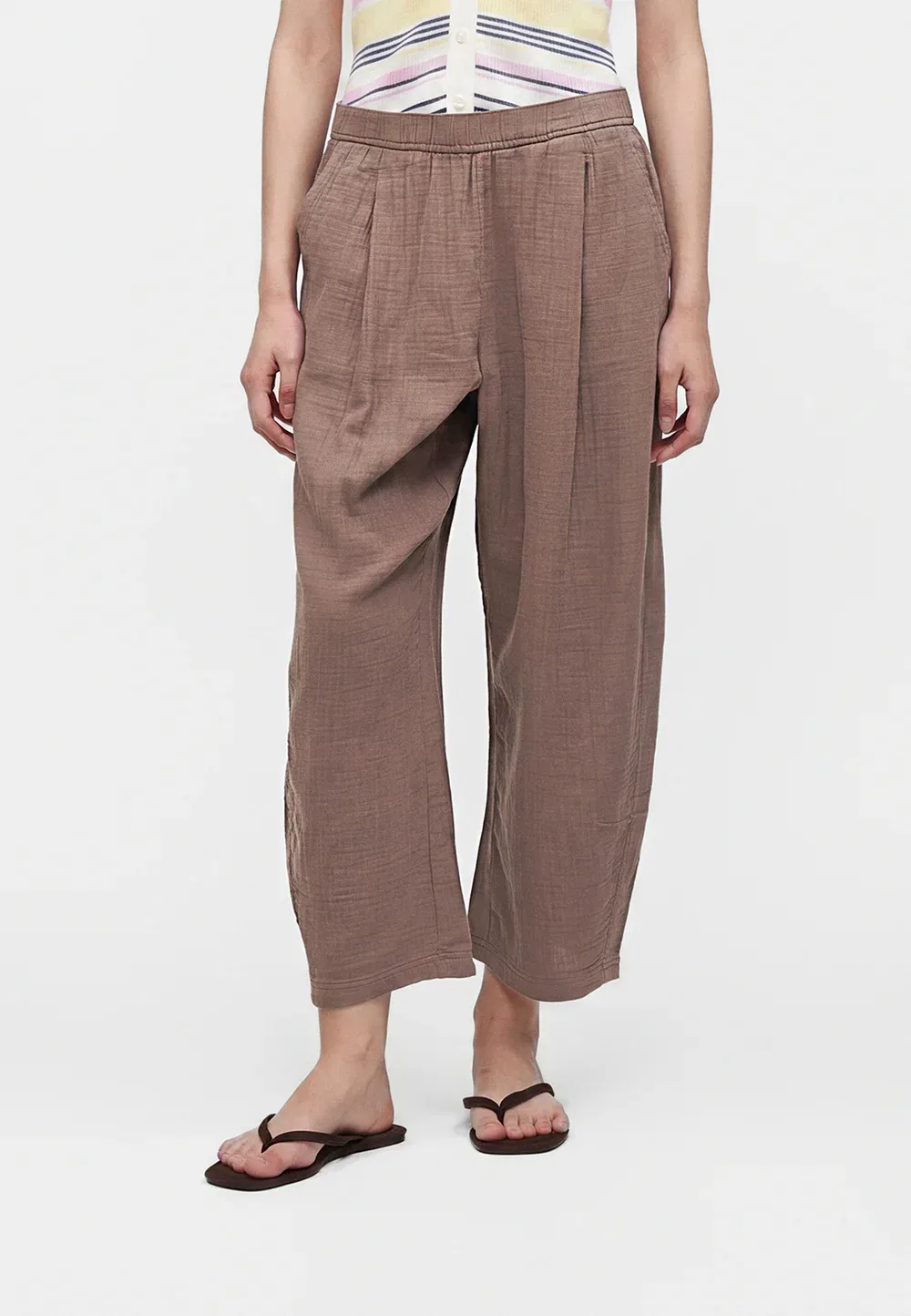 Марлевая по бочка - брюки Gap, Brown