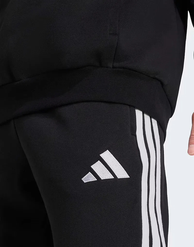 Спортивные брюки Adidas Performance Tiro26 league в черно-белом цвете — фото 3