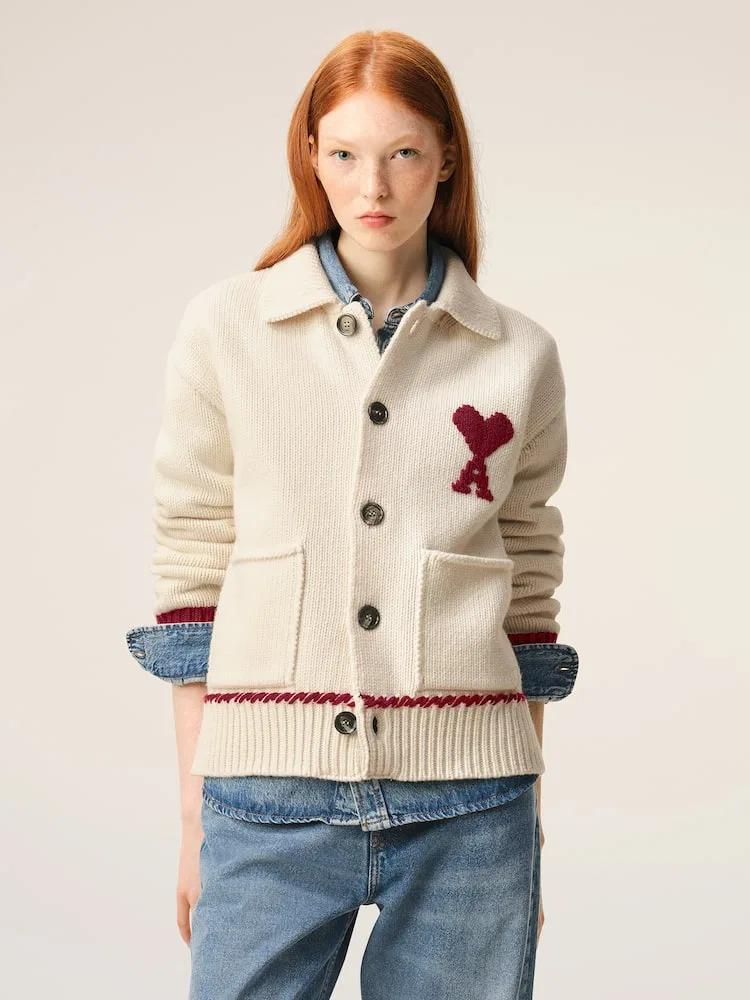 Кардиган поло с контрастными манжетами, модель Polo Cardigan, бренд AMI PARIS, Moonlight/Red Sun — фото 2