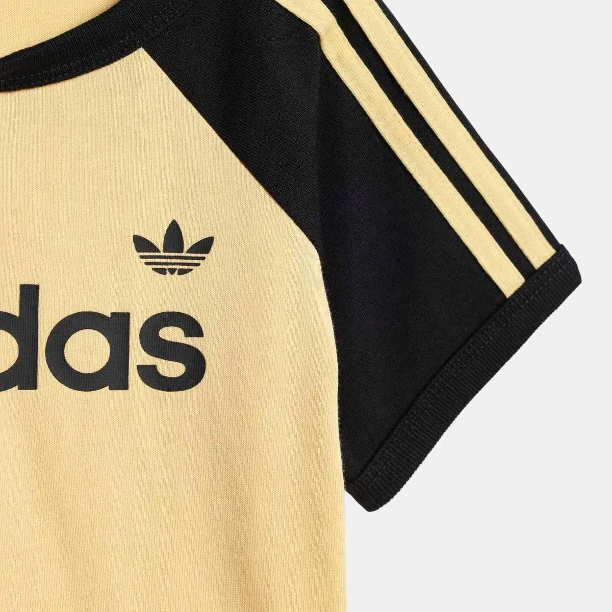 Детский комплект для мальчиков с принтом Adicolor adidas, Оранжевый — фото 3