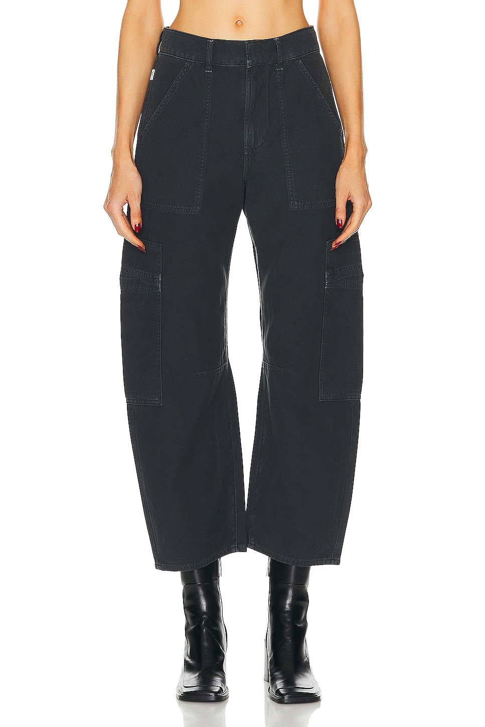 

Брюки женские Citizens of Humanity, цвет Washed Black