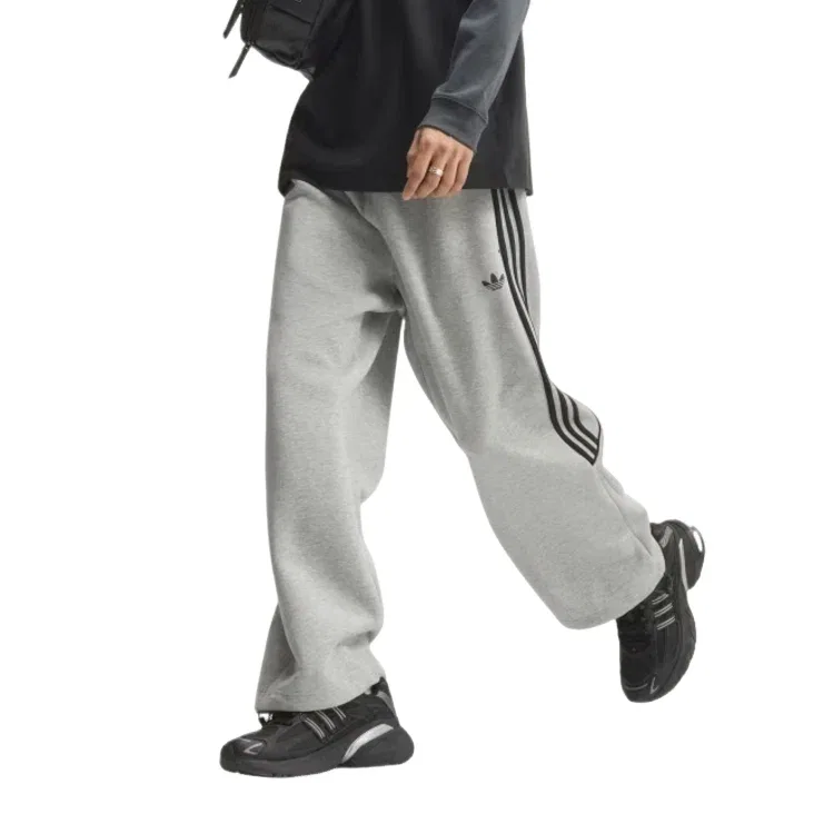 Мужские брюки Spacer Teamgeist 26 Cutline Open Hem Pants Asia Sizing 'Grey Heather' adidas, Grey Heather — фото 2