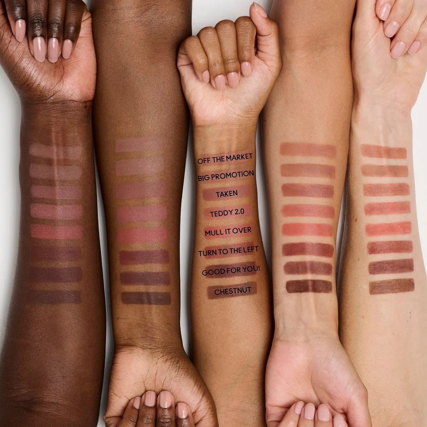 Помада матовая с эффектом размытия Powder Kiss Hazy Matte Lipstick MAC, Turn To The Left — фото 2