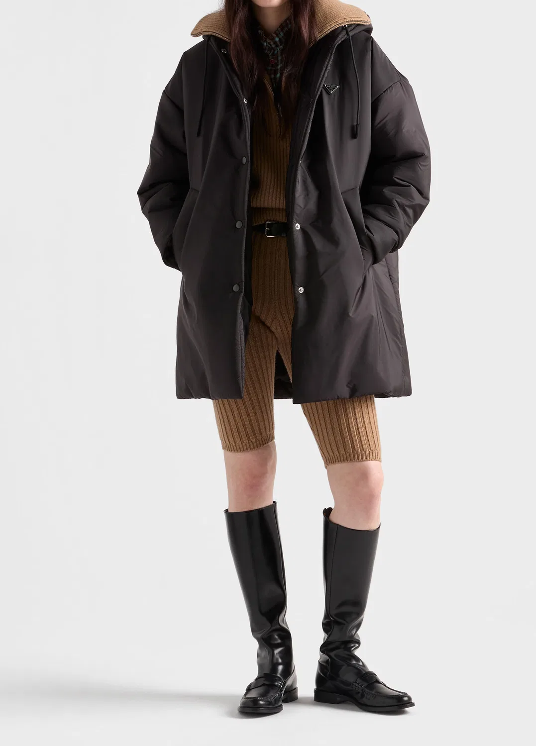 Плащ Prada Re-Nylon, черный — фото 2