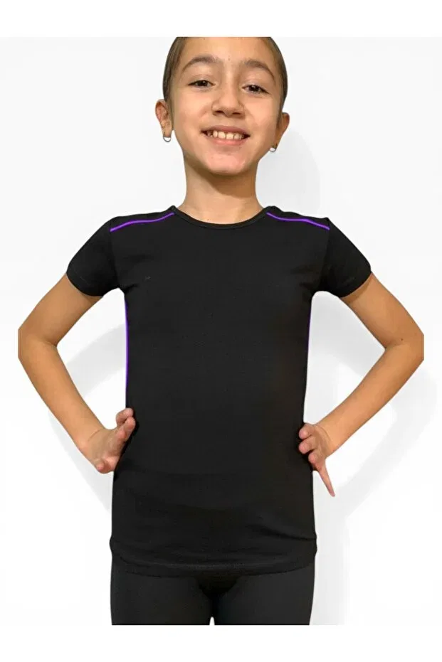 Детская футболка для девочек с принтом She Can Wear, Mix With A Name — фото 2
