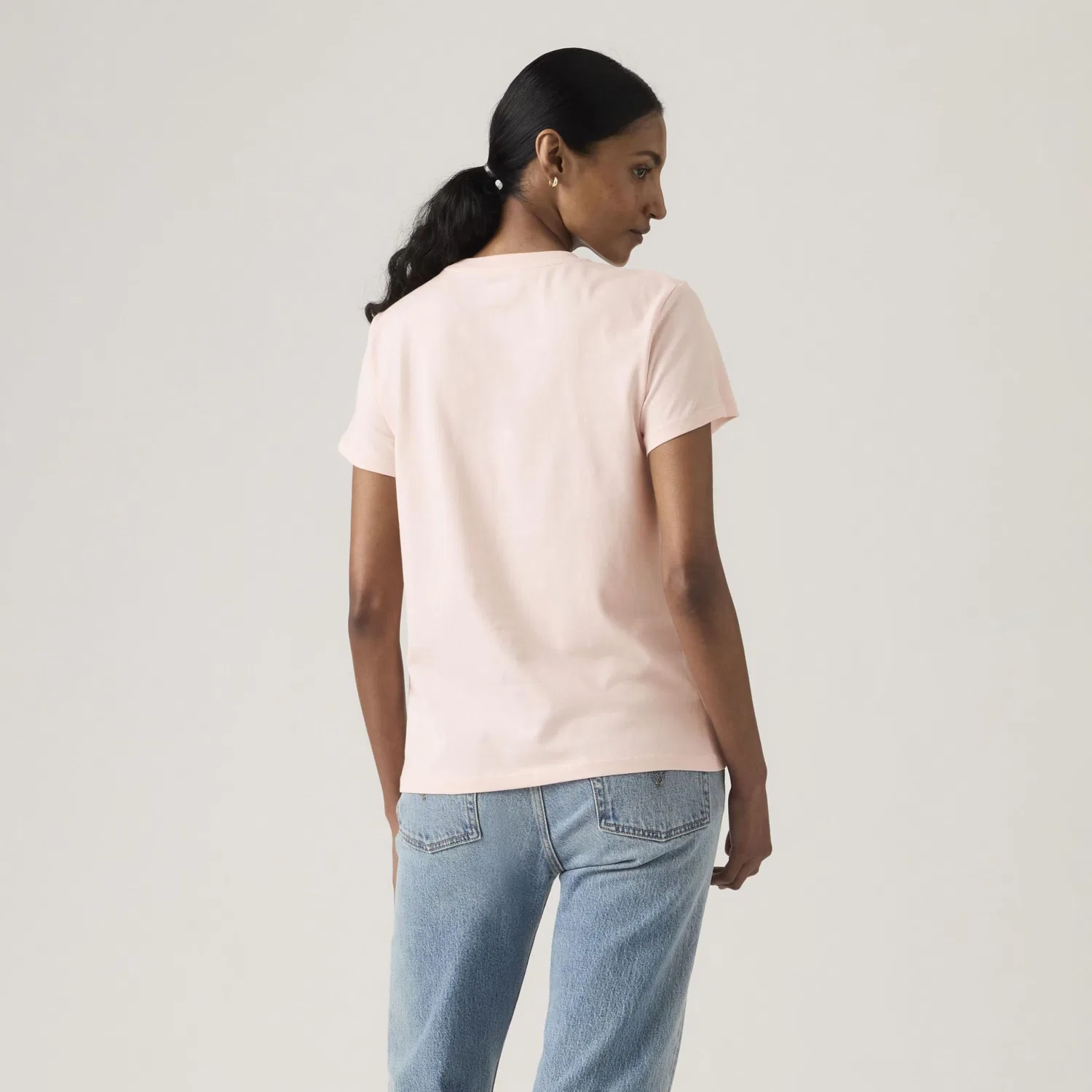 Женская футболка The Perfect Tee Levi's, P2 Bw Fill Option 2 — фото 2