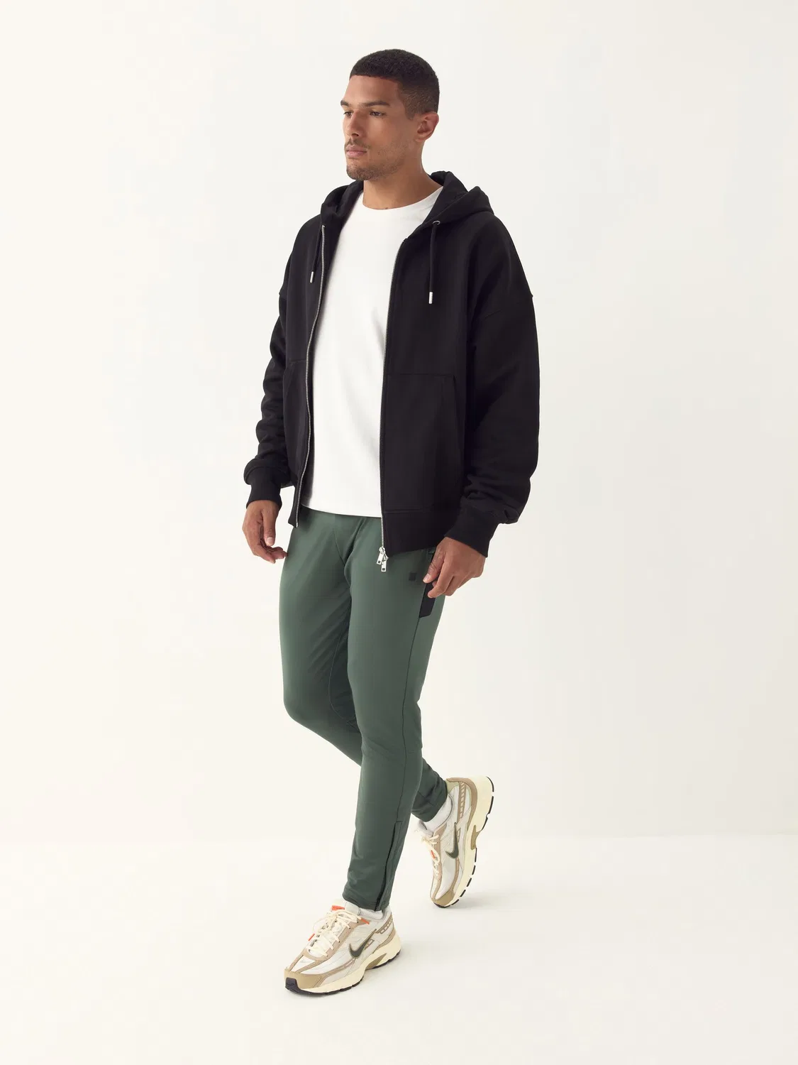 Джоггеры спортивные Slim Fit Active Woven Next, хаки зеленый — фото 3