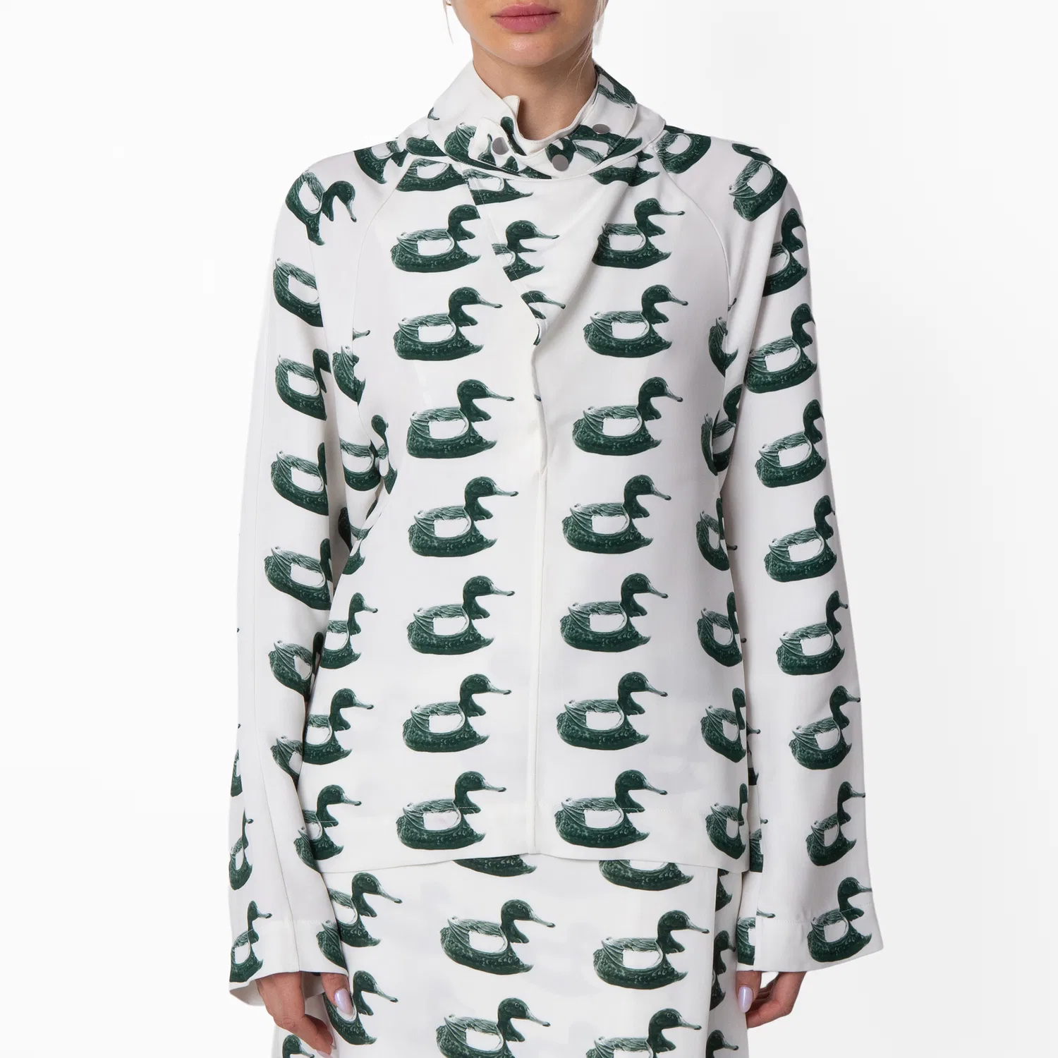 Блуза вискозная с принтом Waterbird Burberry, Vine Ip Pattern