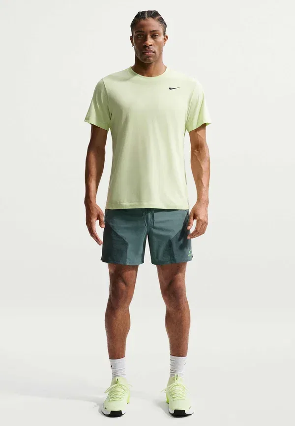 Шорты Dri-fit Nike Performance, Mineral Slate/Faded Spruce/Green Strike, зеленый — фото 2