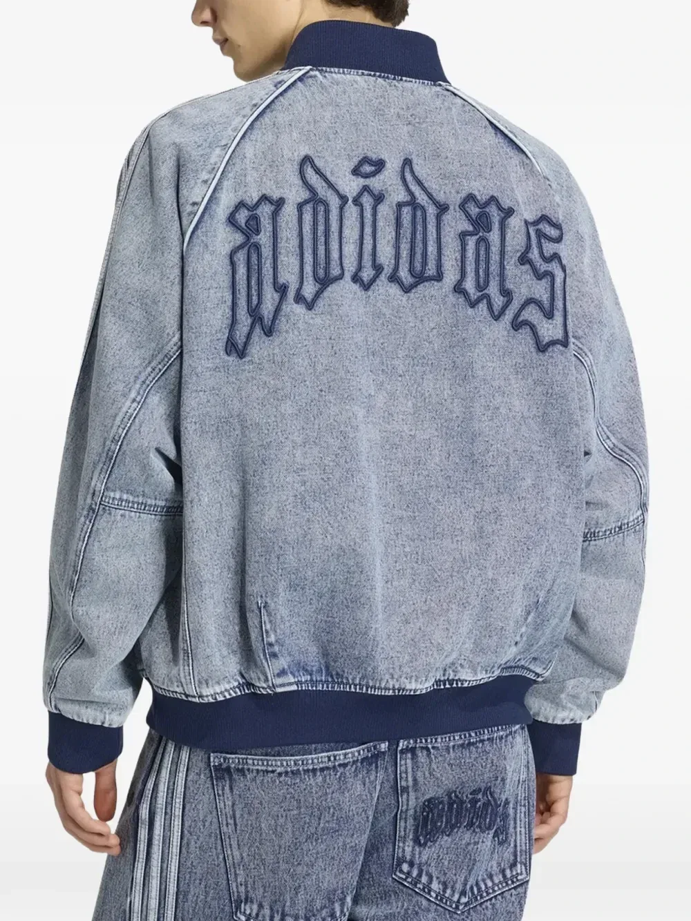 Джинсовая куртка с вышитым логотипом Adidas, синий — фото 2