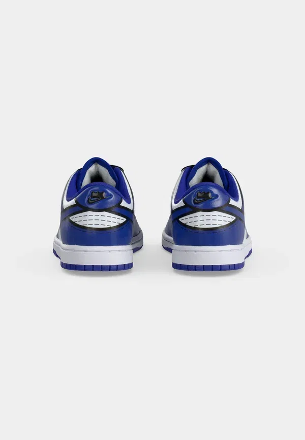 Кроссовки с принтом Nike Sportswear, белый/черный/красный/желтый — фото 4