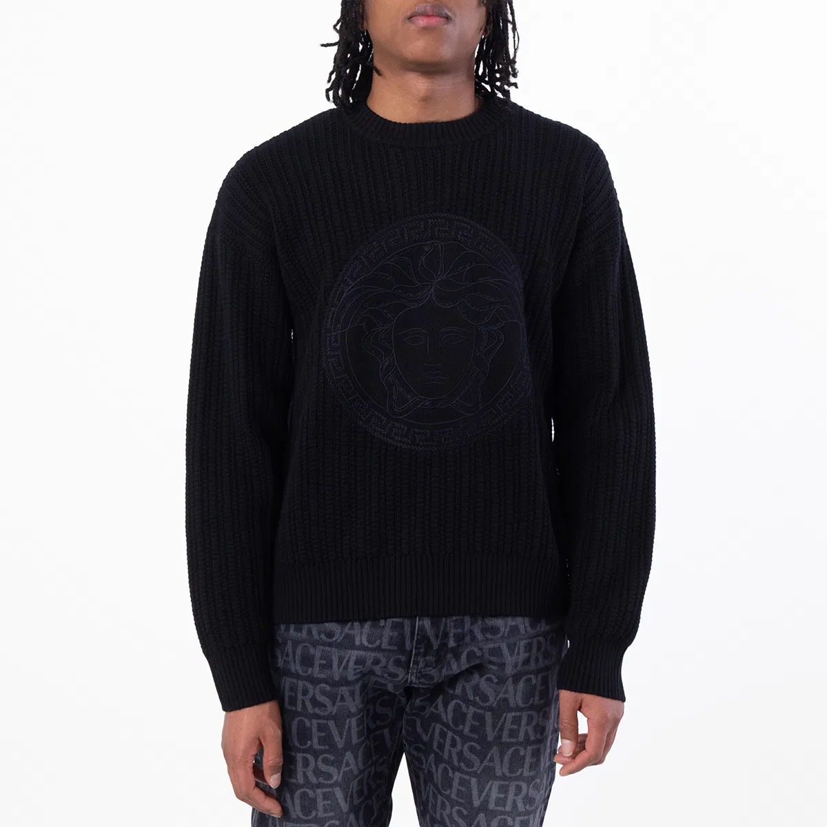 Свитер с косами и вышивкой Medusa Versace, Black