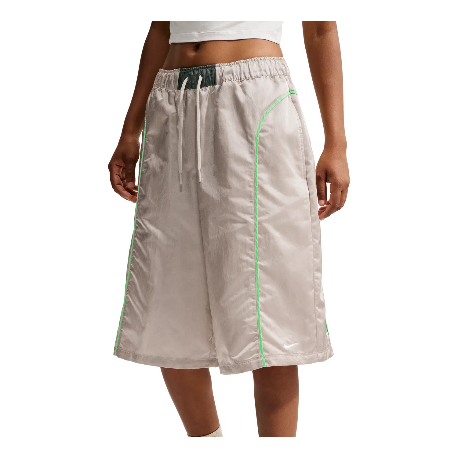 Женские шорты Sportswear Loose Mid-Rise Woven Shorts 'Cream II Camo Green Illusion Green' Nike, Cream Ii/Camo Green/Illusion Green/White