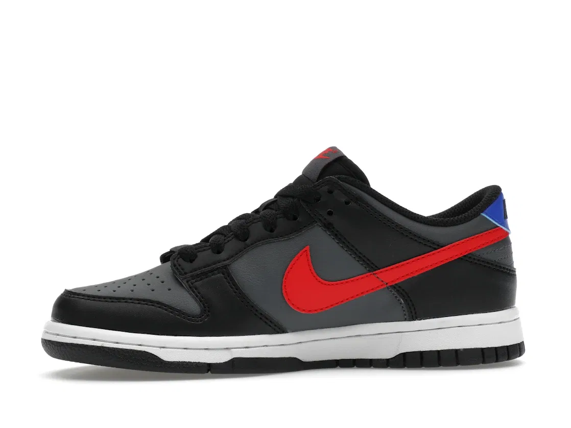 Детские кроссовки Lifestyle Nike Dunk Low Nike, Black/White/Racer Blue/University Red — фото 3