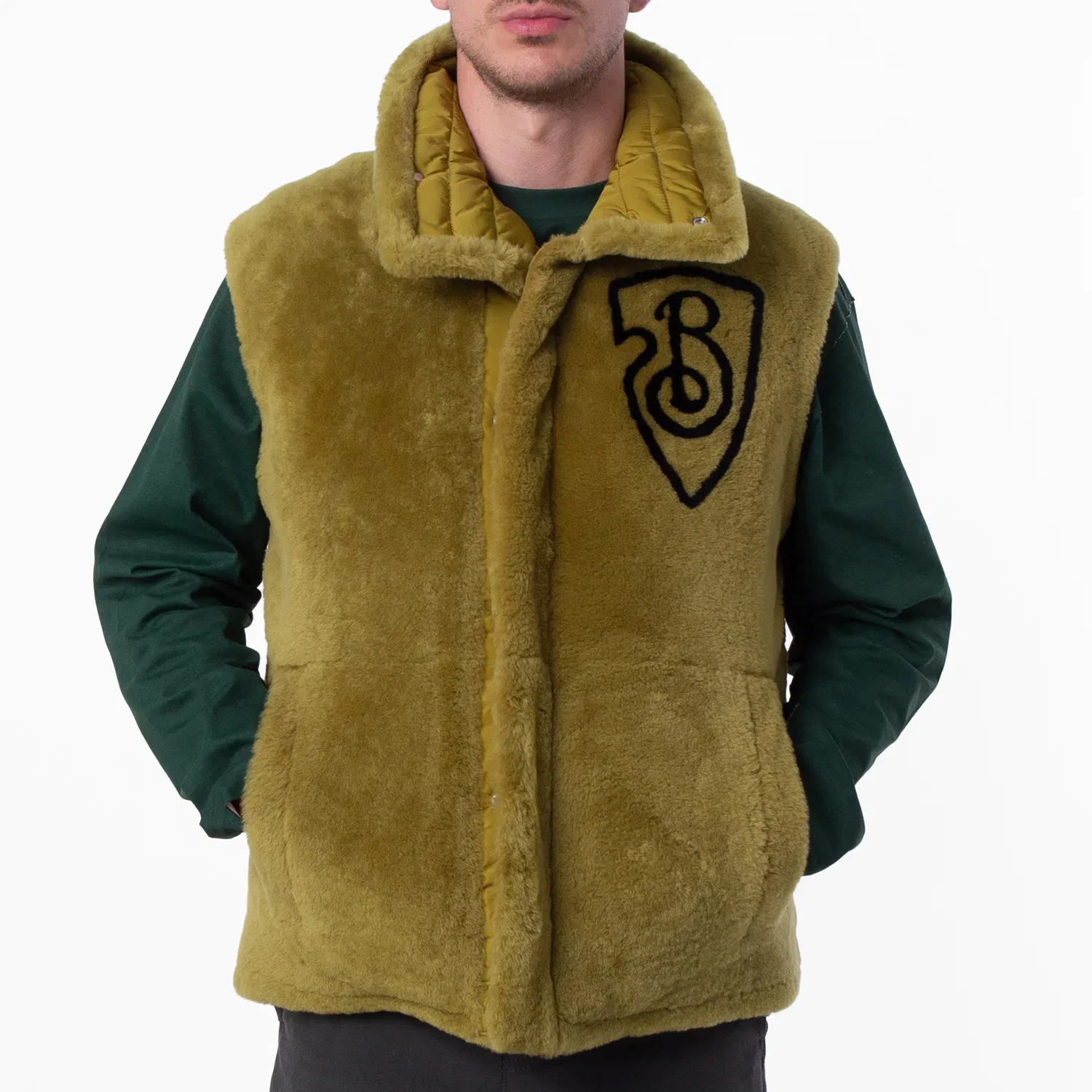 Жилет из овчины с пуховым наполнителем Lamb Shearling Down Vest with B-Shield Print Burberry, Acre
