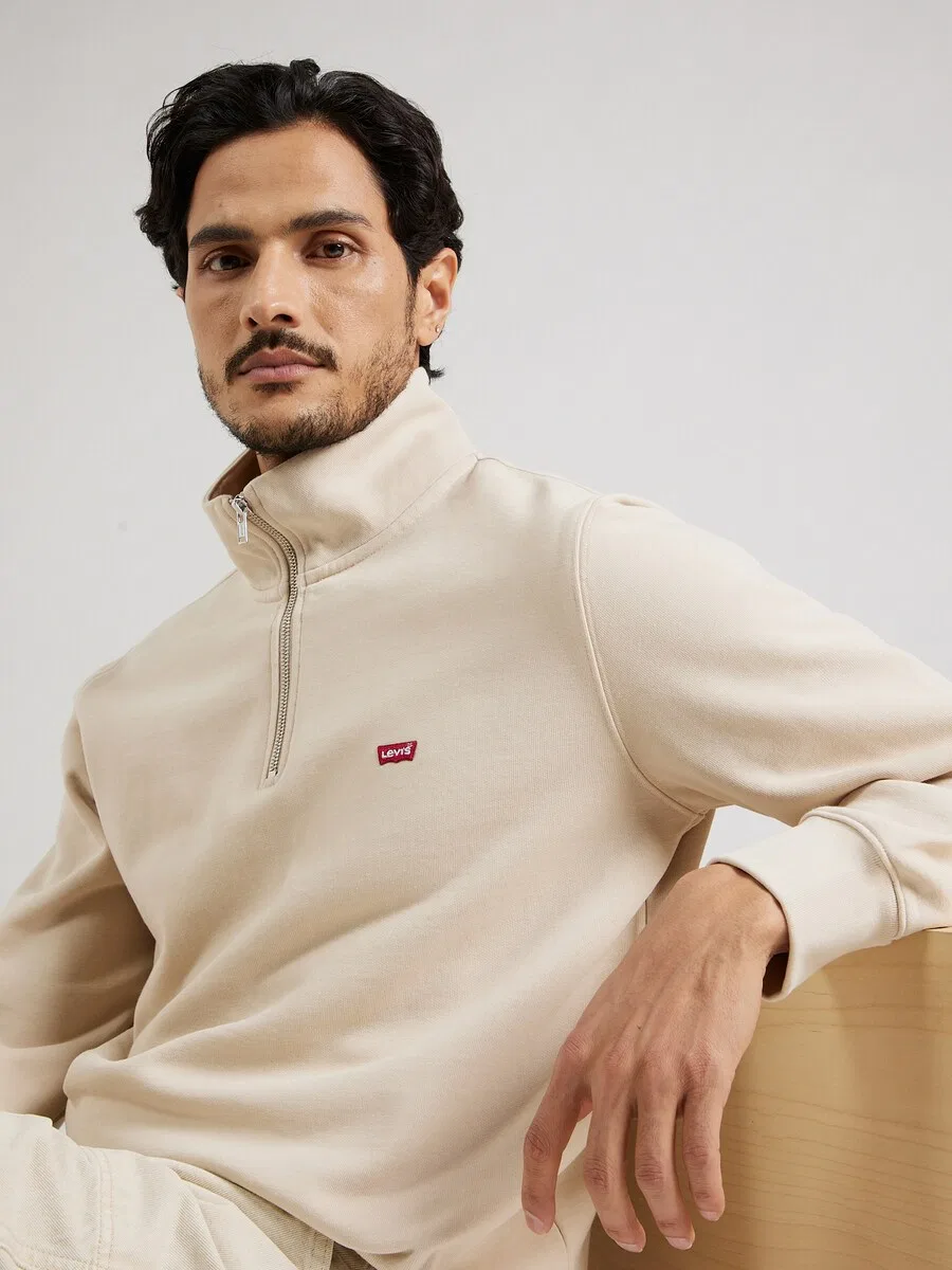 Толстовка LEVI'S 'Original Housemark Quarter-Zip Pullover' кремового цвета — фото 2