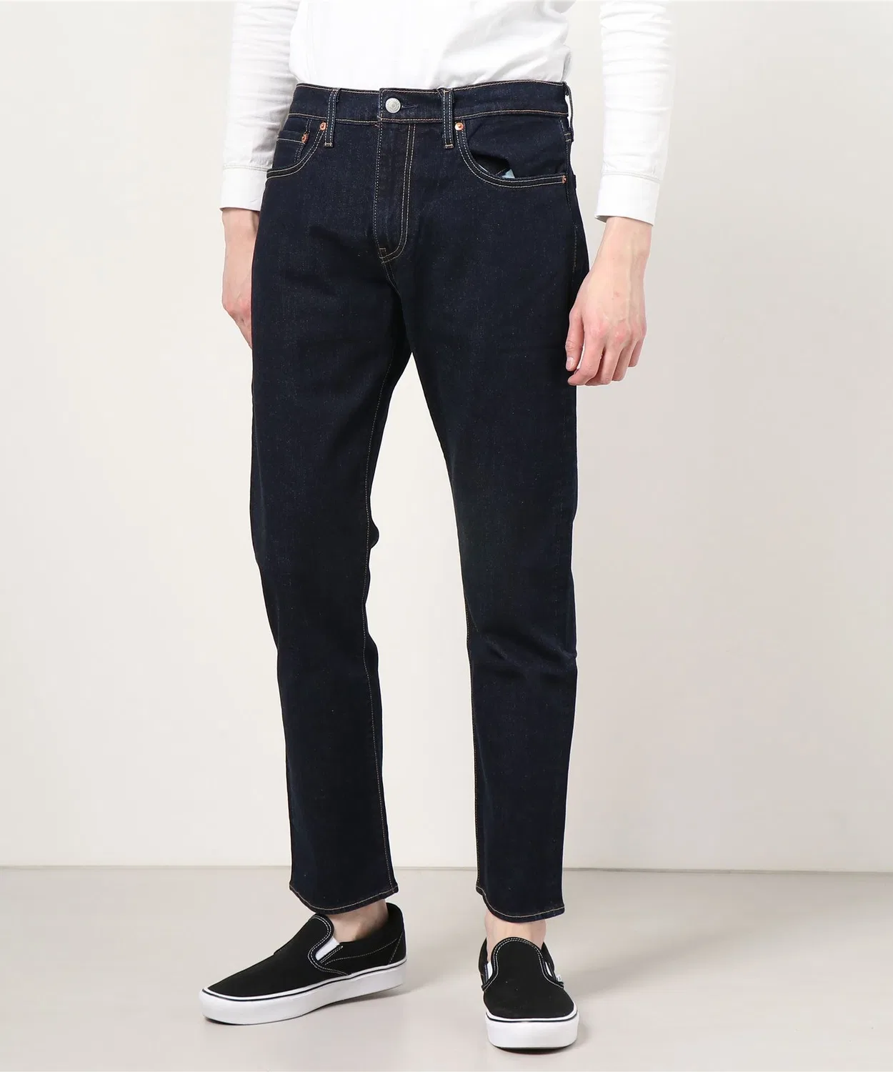 Мужские джинсы скинни-тейпер с эффектом потертости 502 Taper Stretch Levi's, One Wash — фото 3