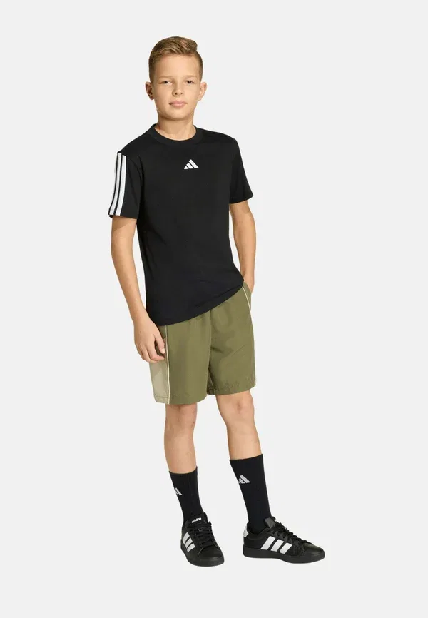 Спортивные шорты Adidas Performance, зеленый