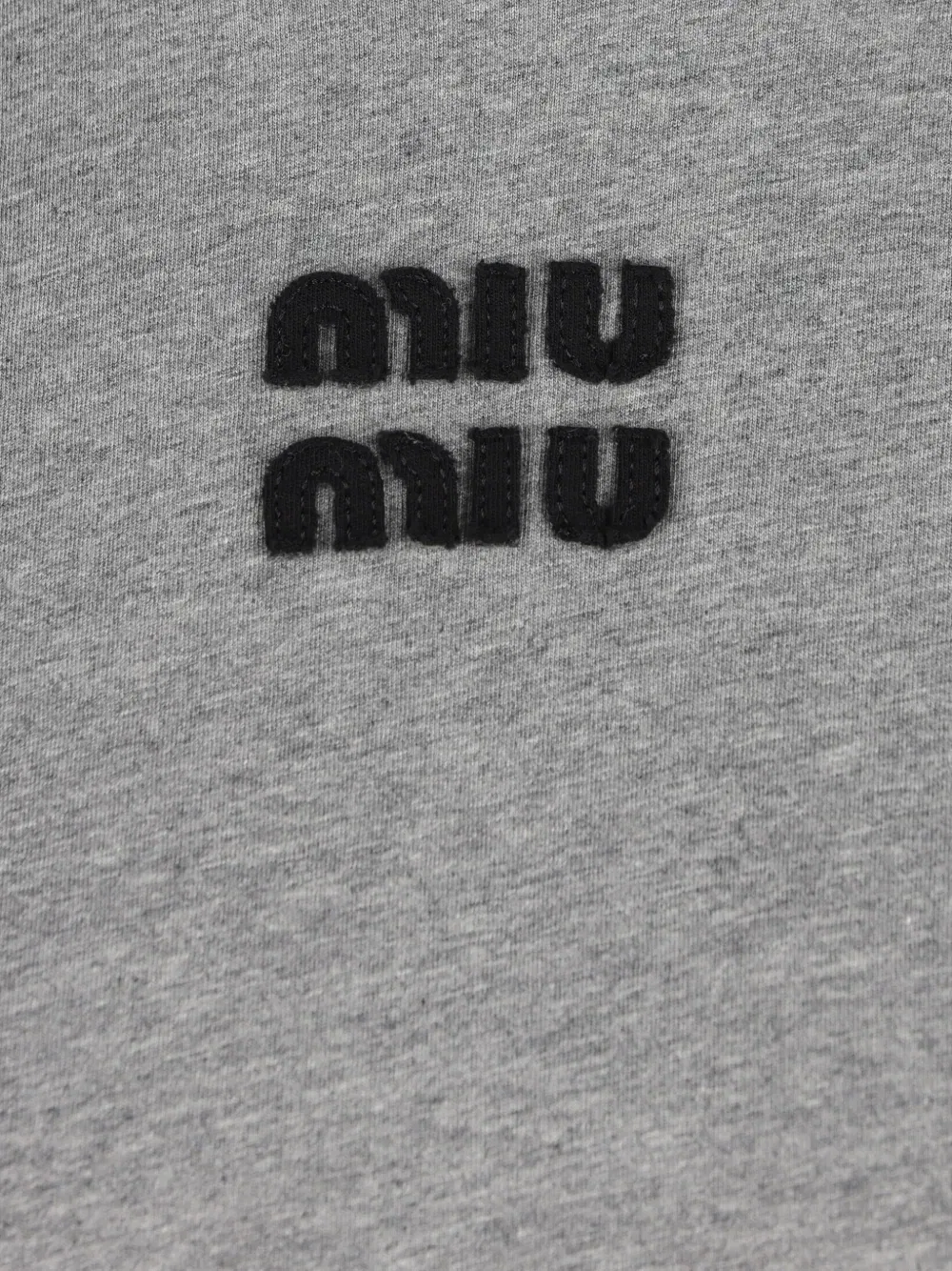 Свитер с длинными рукавами и нашивкой-логотипом Miu Miu, серый — фото 4