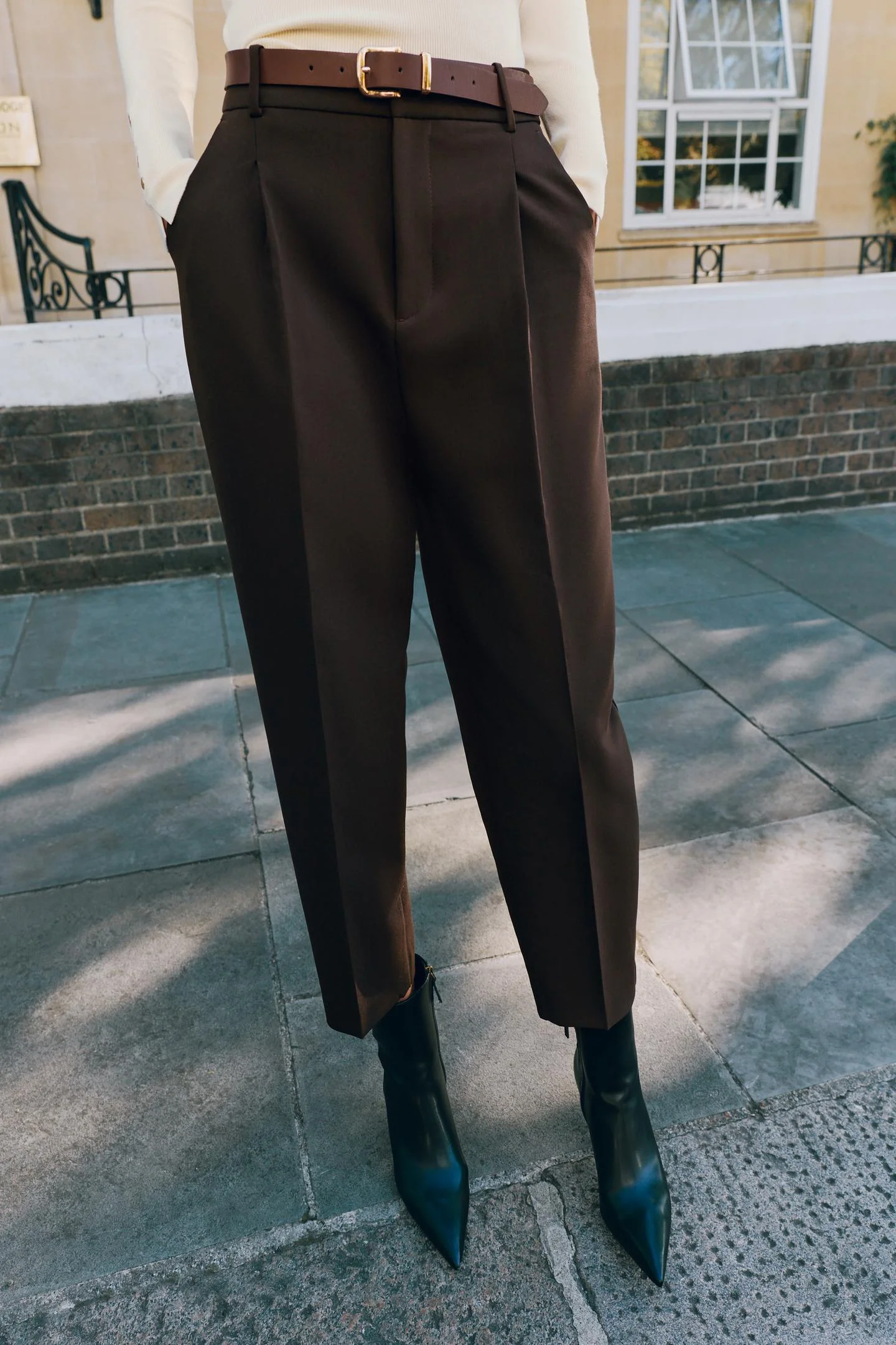 Брюки Zara укороченные с ремнем, темно-коричневый
