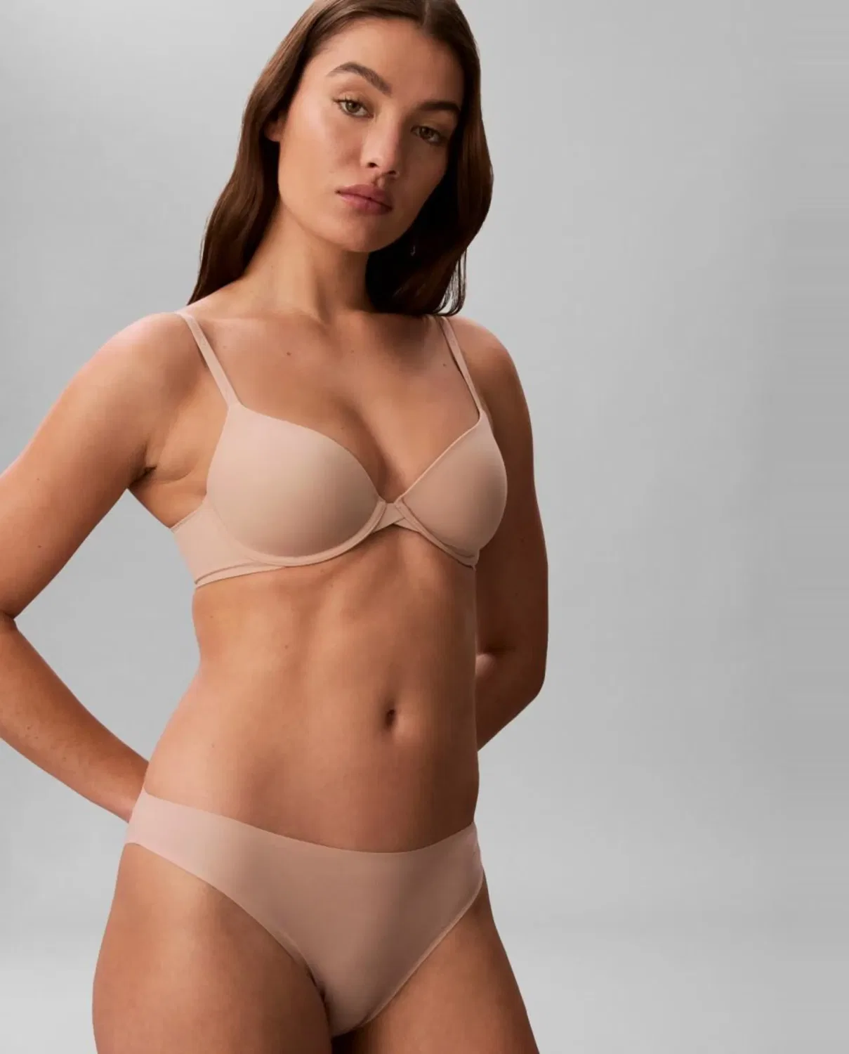 Женские трусы-бразилиана из микрофибры Calvin Klein, Natural — фото 3