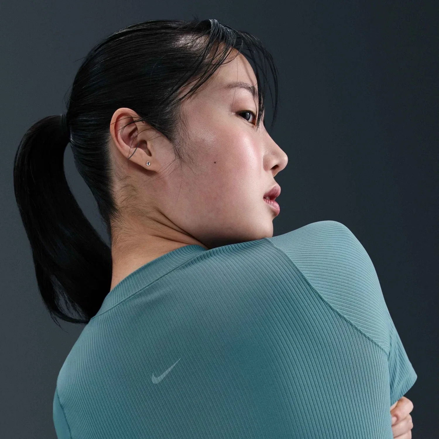 Женский топ Nike Zenvy с коротким рукавом, Dri-FIT, синий — фото 2