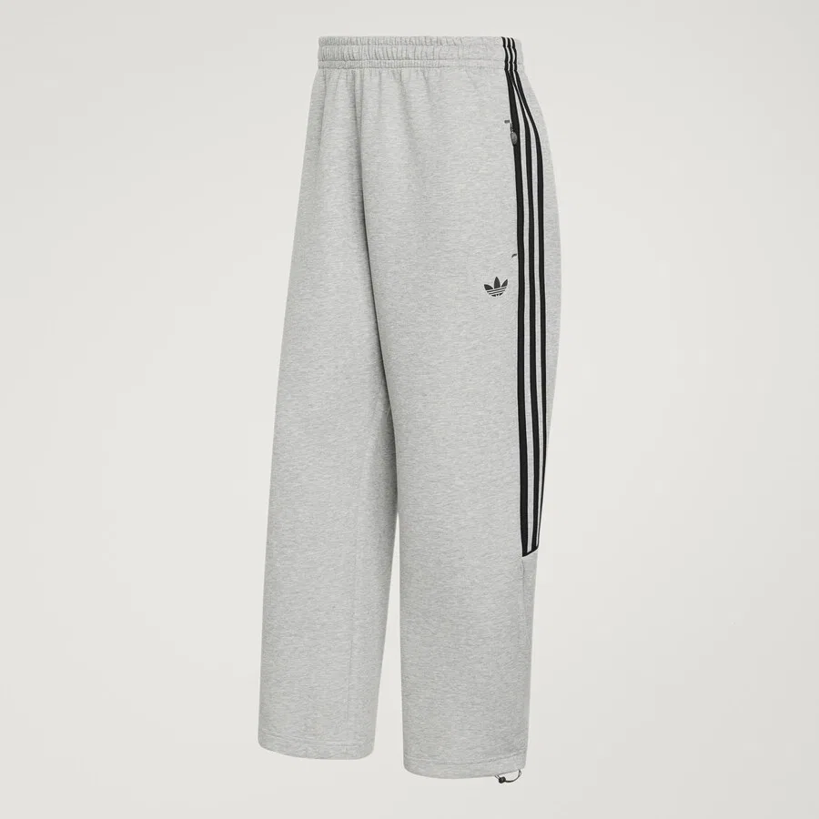 Брюки ADIDAS ORIGINALS свободного кроя 'Teamgeist 26' в серо-пятнистом цвете — фото 2