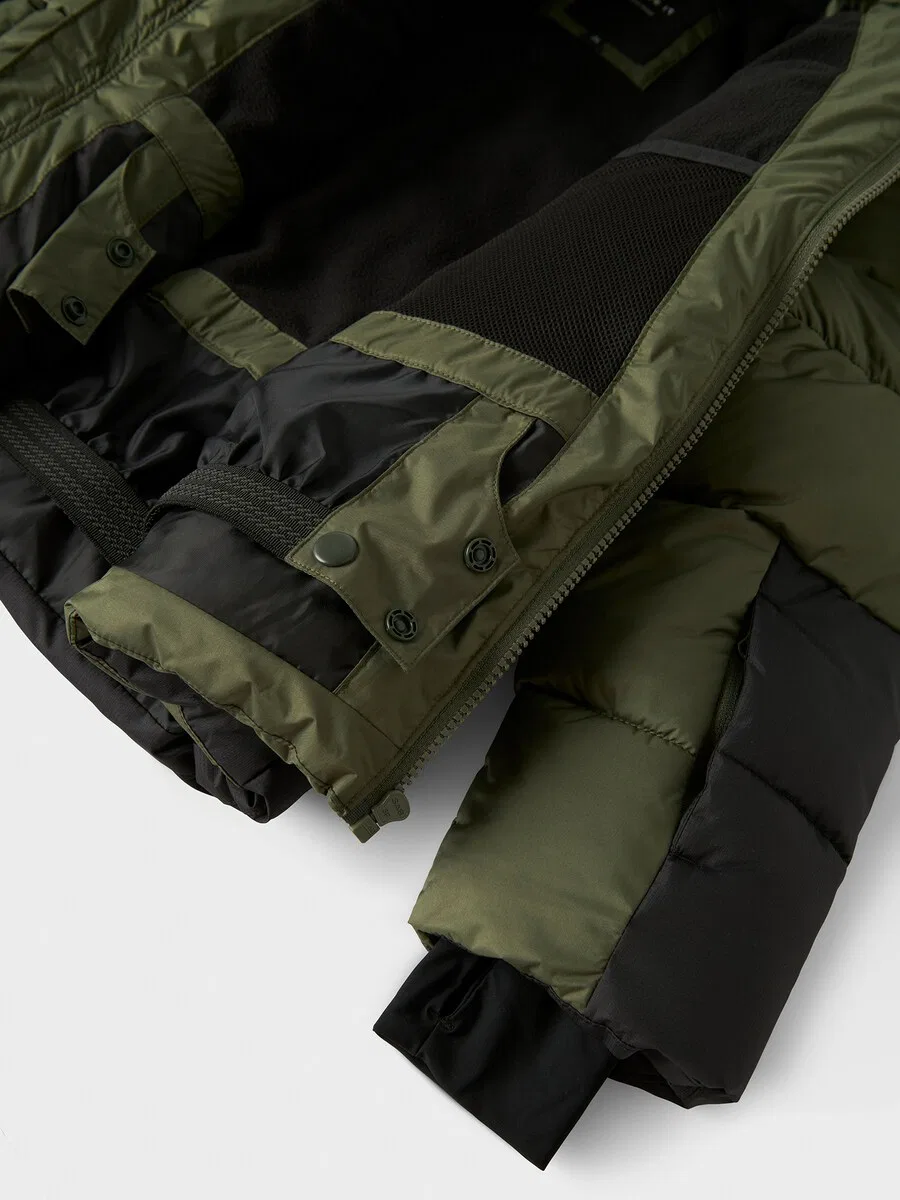 Куртка NAME IT Performance Jacket 'NKMMotion05' темно-зеленого цвета — фото 3
