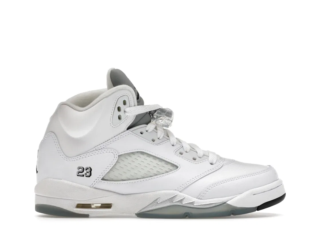 Детские кроссовки Lifestyle с классическим дизайном Jordan 5 Retro Jordan, White/Black-Metallic Silver