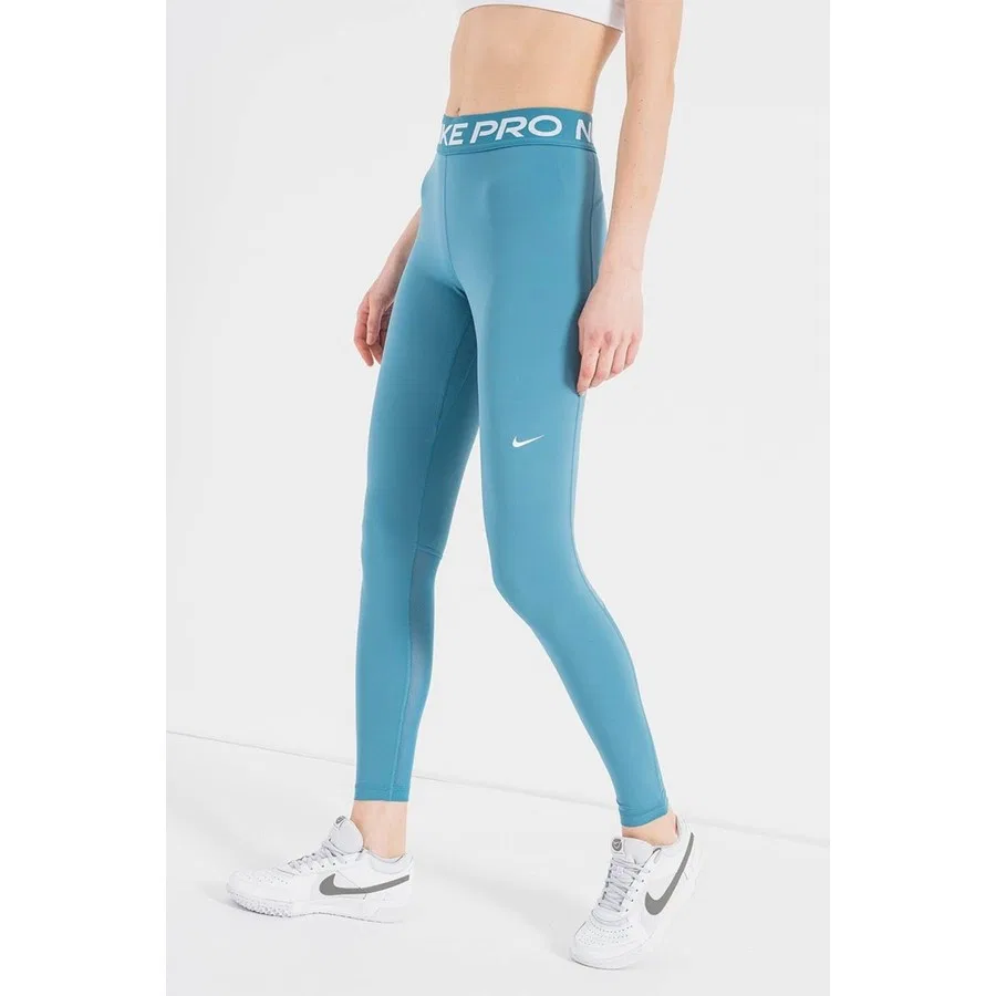 Спортивные леггинсы с принтом Pro 365 Dri Fit Training Mid Rise Full Length Tight Fit Toparlayıcı Tayt Nike, Светло-синий — фото 4
