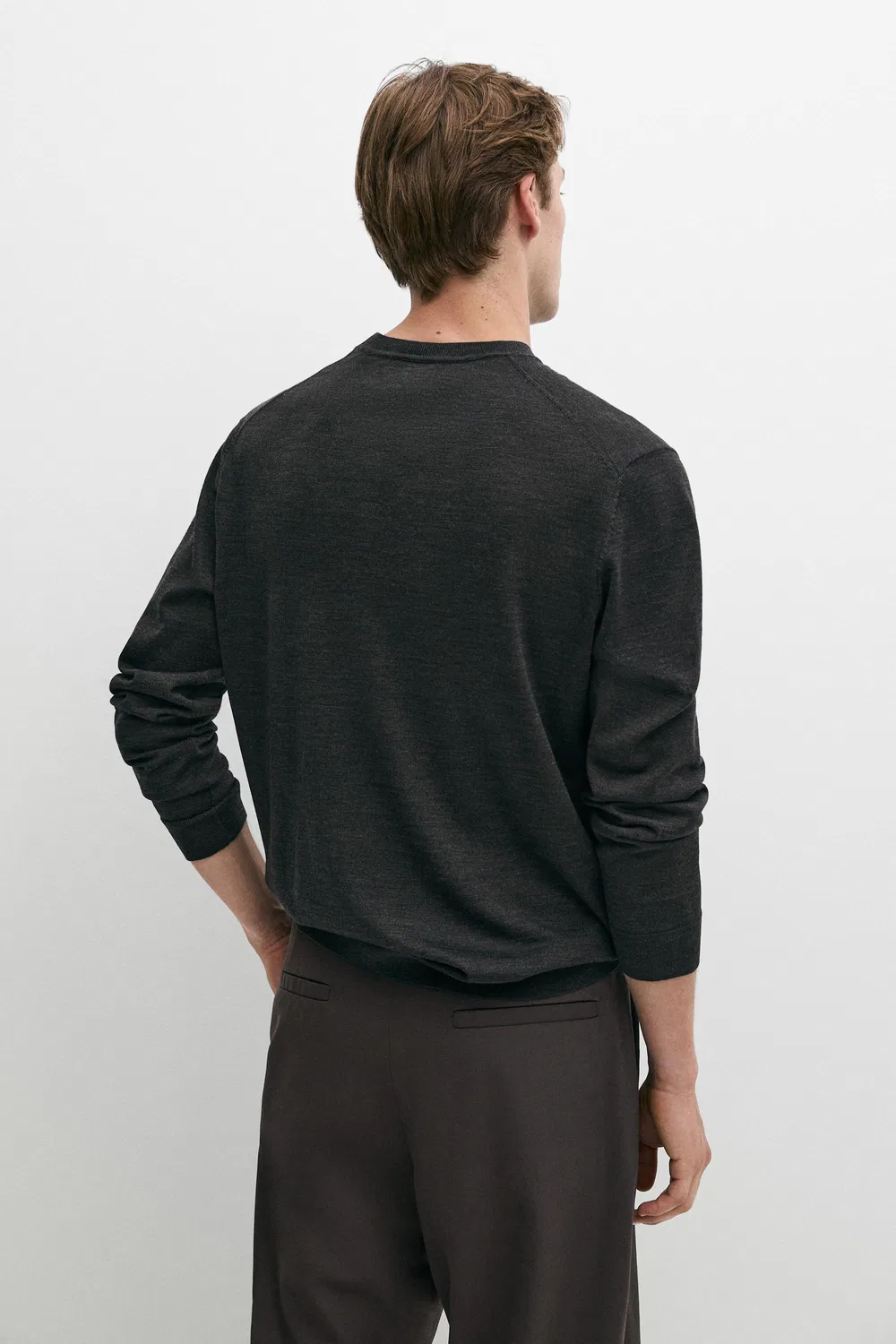 Свитер Massimo Dutti, с круглым вырезом из мериносовой шерсти, Charcoal — фото 3