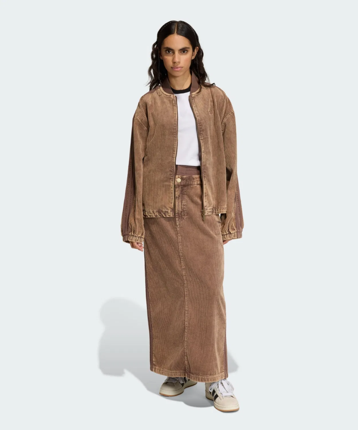 Женская куртка из вельвета оверсайз с молнией Corduroy SST Jacket Adidas, Brown — фото 3