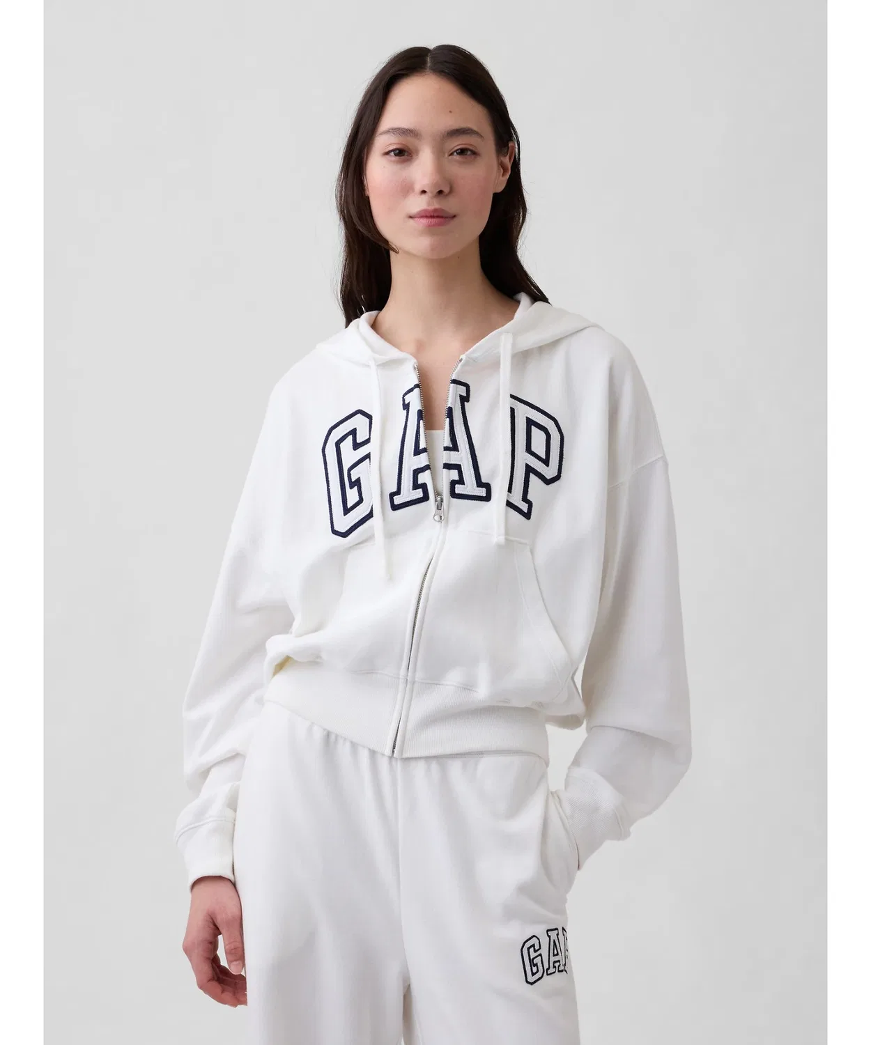 Женский оверсайз худи с длинным рукавомGAP, Off White