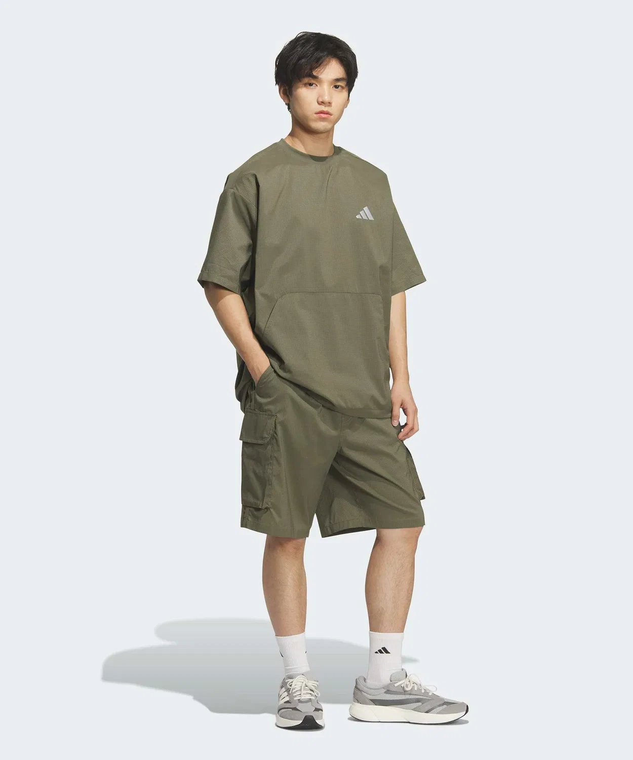 Мужская футболка с коротким рукавом из дышащей ткани Adidas City Tech Loose Fit Dot Air Breather Woven, Цвет: Khaki — фото 3