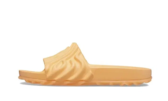 Детские сандалии-слайды Pollex Salehe Bembury Crocs, Citrus Milk