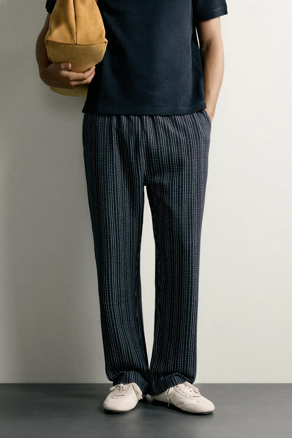 Брюки свободного кроя из контрастной ткани сирсакер. ZARA, Navy/White — фото 2