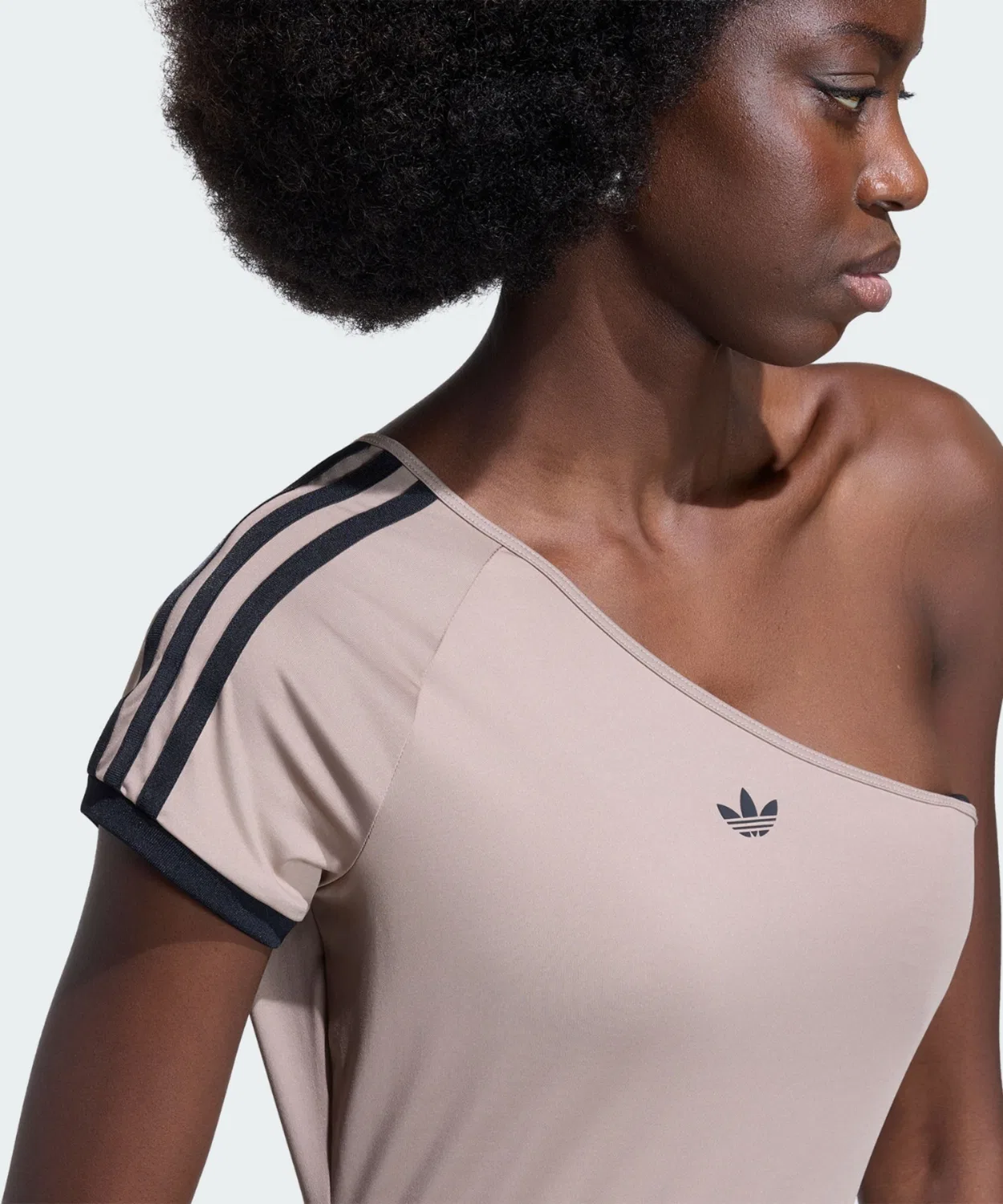 Женская футболка офф-шолдер с принтом Adilenium 5.0 Adidas, Brown — фото 4