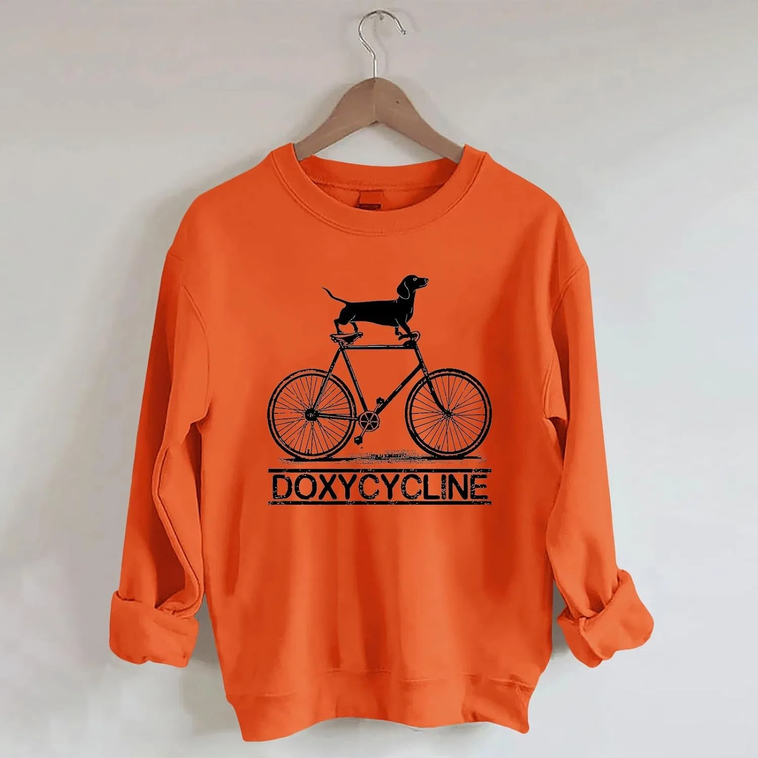 Женский свитшот с принтом таксы, Oversize, Doxycycline Dachshund, оранжевый — фото 3