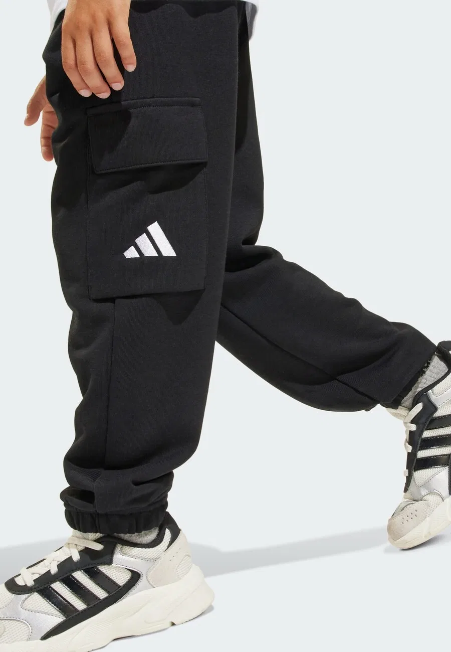Спортивные брюки ADIDAS SPORTSWEAR Tapered Workout Pants 'Essentials' черного цвета — фото 4