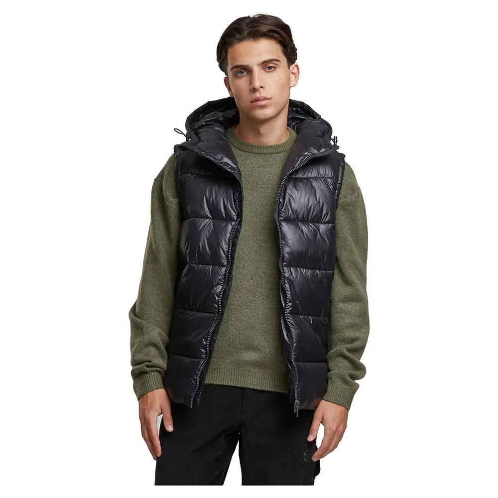 

Жилет Urban Classics Recycled Hooded Puffer, черный