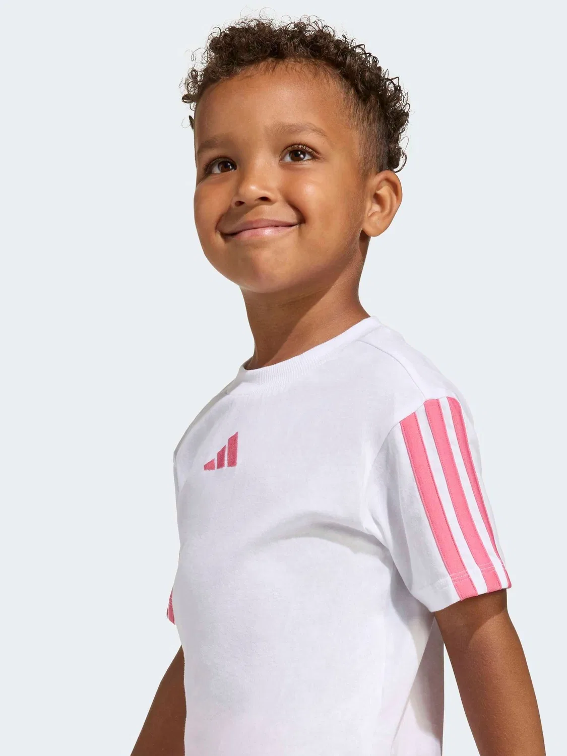 Спортивный набор: футболка и шорты, Essentials adidas, белый — фото 3