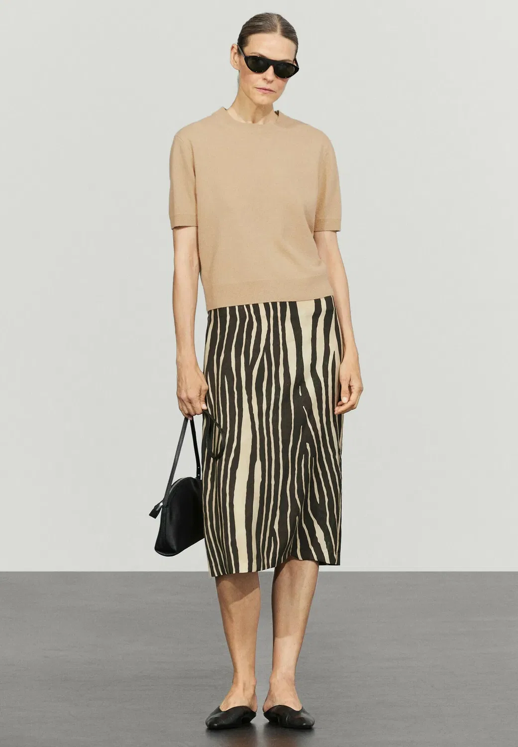 Простая футболка Massimo Dutti, Camel — фото 4