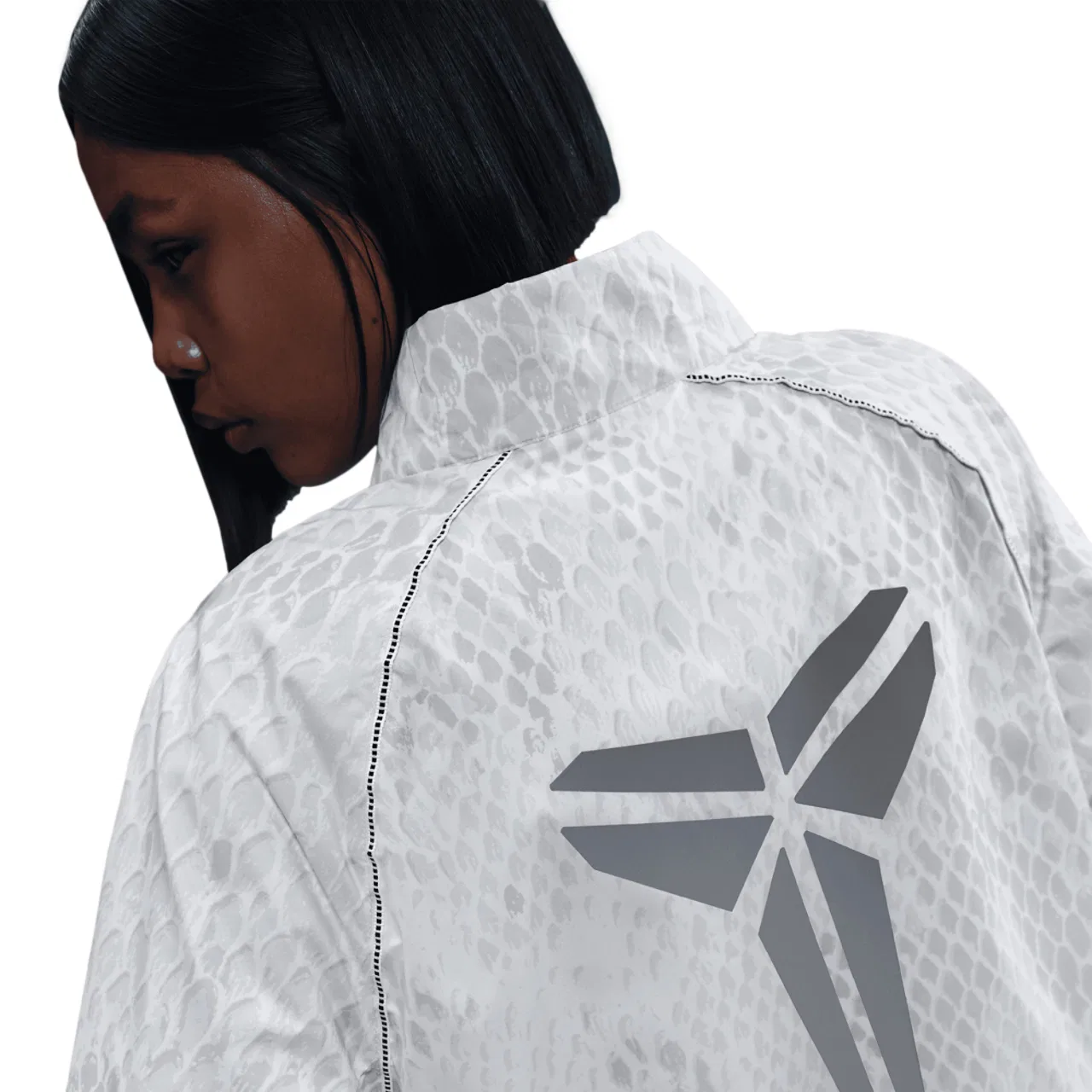 Женская куртка Light Weight Woven Nike, цвет Reflective Silver/White — фото 3