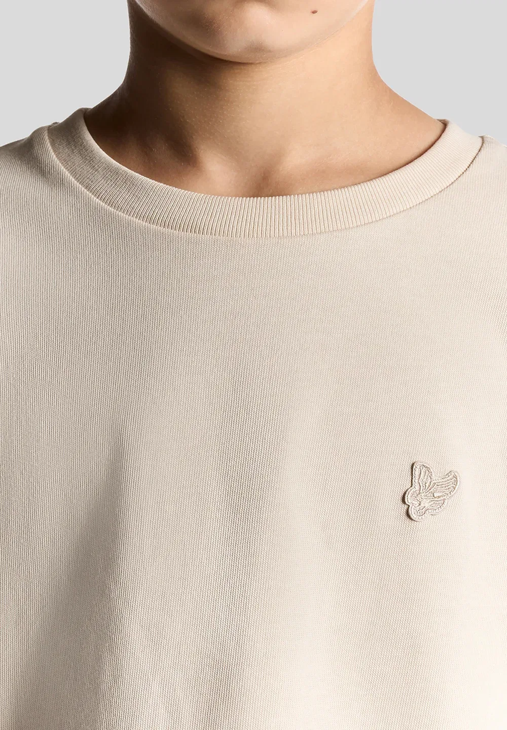 Простая футболка Lyle & Scott, W Putty — фото 4