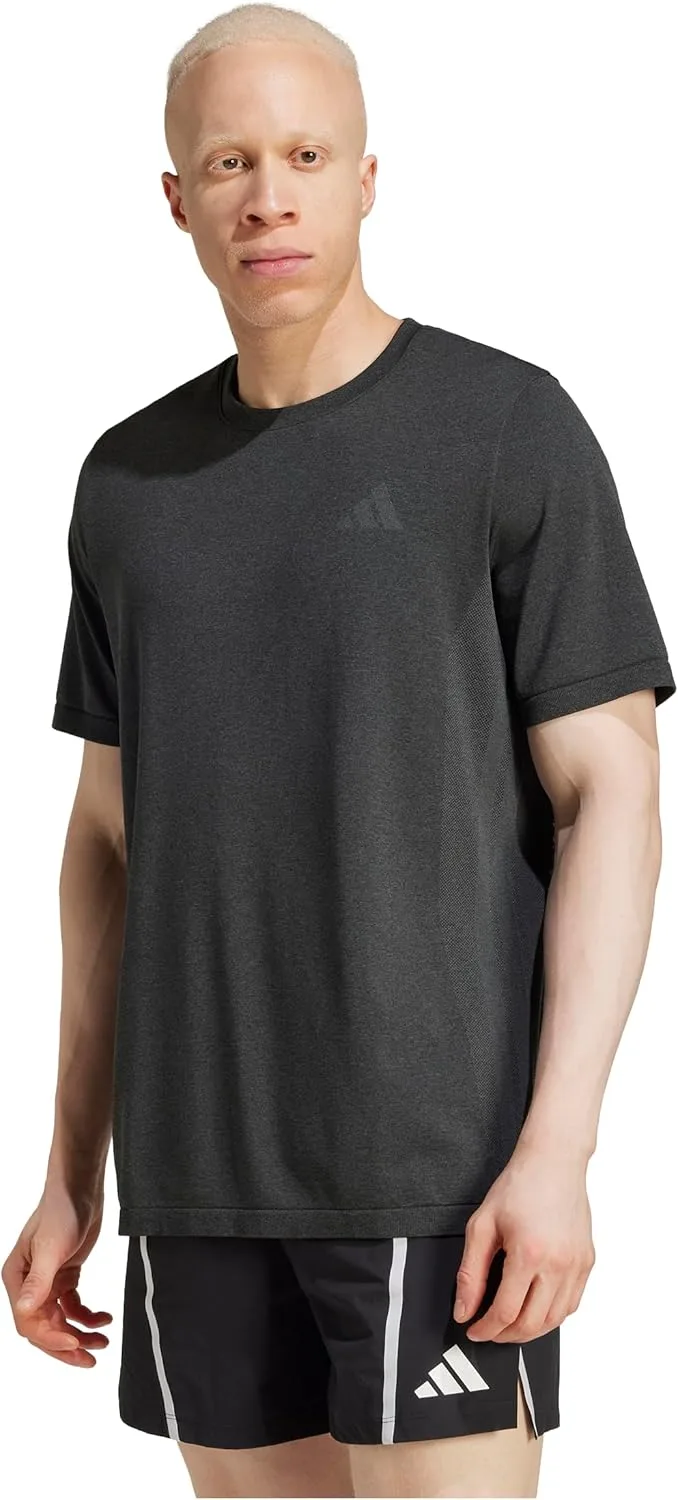

Футболка adidas Train Essentials Structure