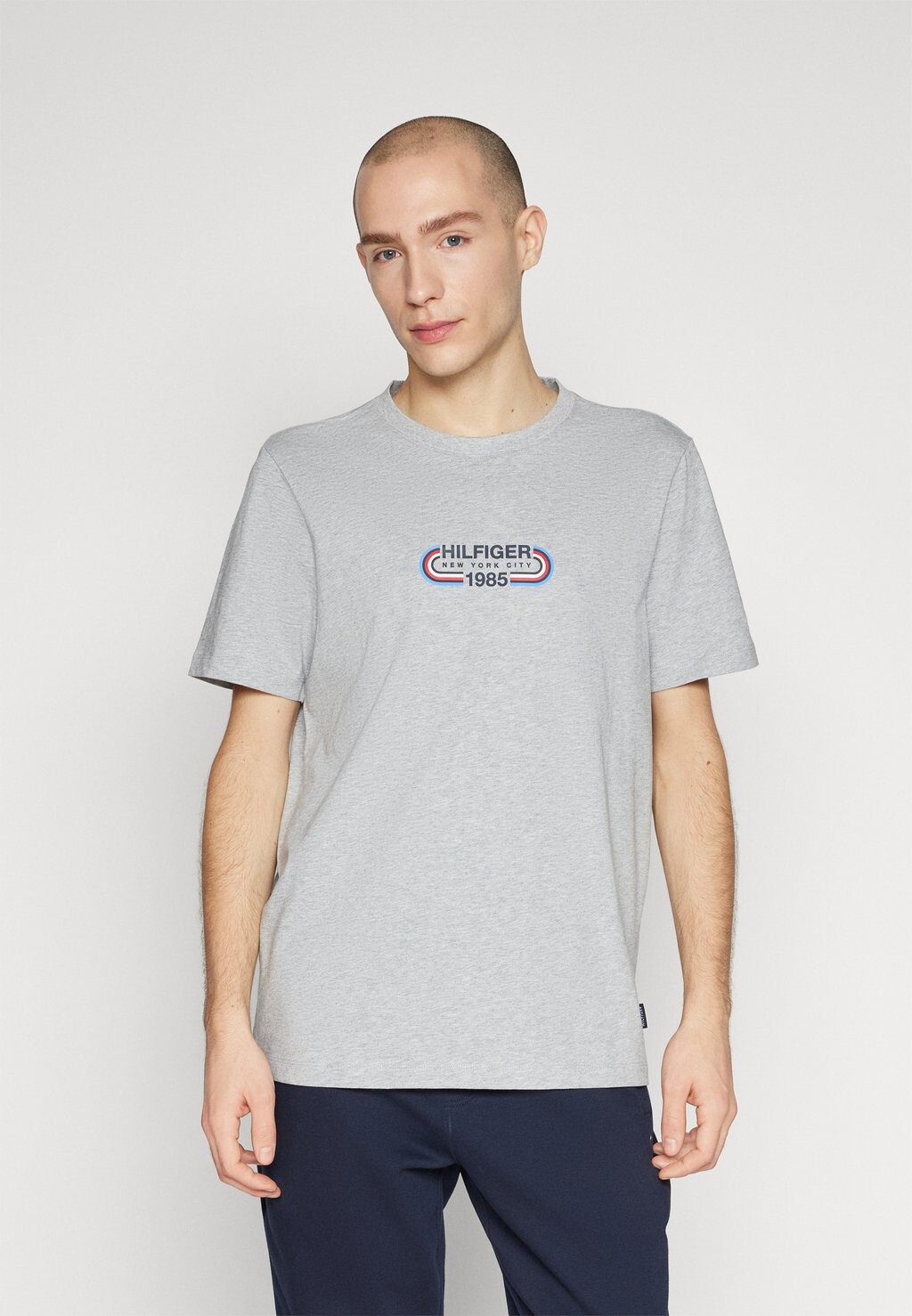 

Футболка с принтом Track Graphic Tee Tommy Hilfiger, цвет light grey heather