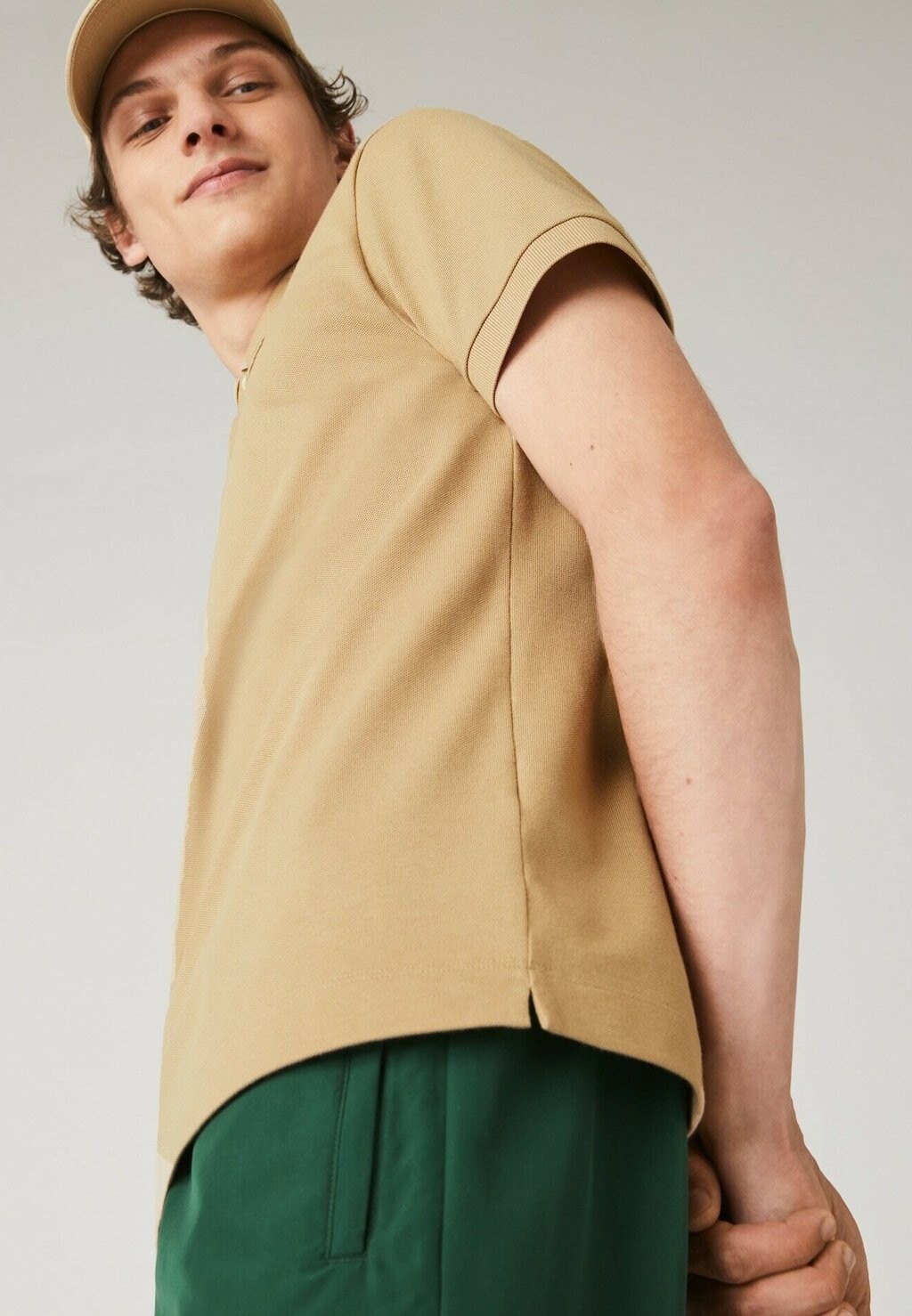 

Поло Lacoste, бежевый